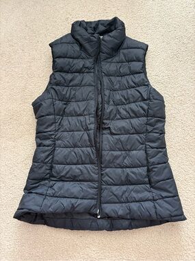 Old Navy Black Quilted Puffer Vest